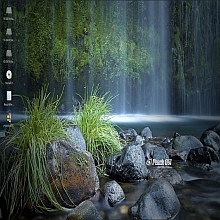 Peach OSI Netbook After Bootup - Note: Hidden Taskbar and Dock